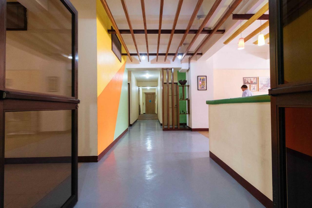 Citi Circle Guesthouse Hostel Cebu Exterior photo