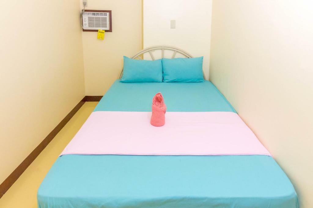 Citi Circle Guesthouse Hostel Cebu Exterior photo