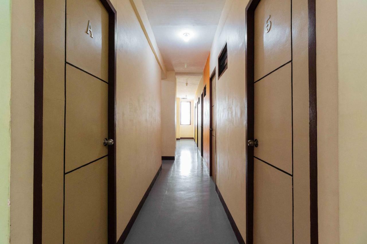 Citi Circle Guesthouse Hostel Cebu Exterior photo