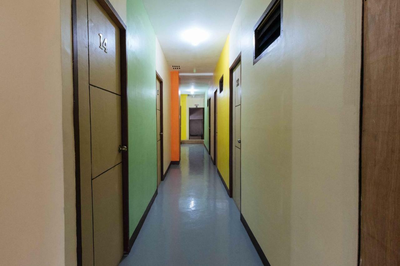 Citi Circle Guesthouse Hostel Cebu Exterior photo